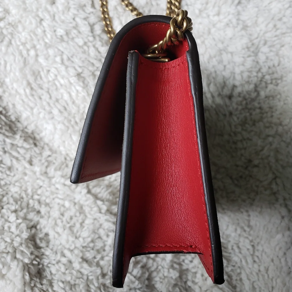 Gucci GG Supreme Mini Cherry Chain Bag - Picture 5 of 11